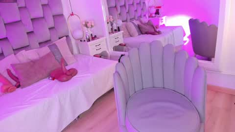 Pamela  online show from January 17, 2025, 4:39 am