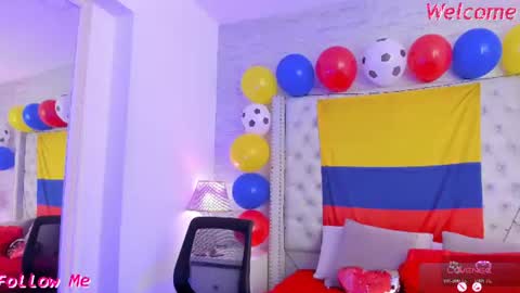 Snapshot of pamelamiler_ chatting on June 25, 2026, 2:10 pm TELL ME PAMELLA AND GIVE ME A GOOD GRADE ITS IMPORTANT online show from June 25, 2026, 2:10 pm