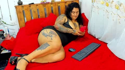 Pamela online show from April 4, 2026, 5:32 pm