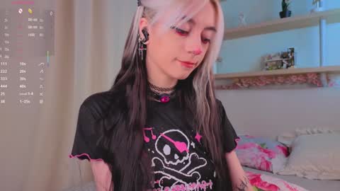 Diana online show from November 16, 2025, 3:17 pm