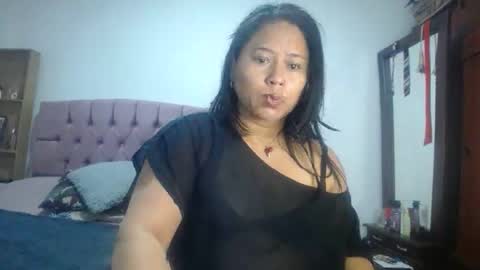 Snapshot of pamelitamartin chatting on October 29, 2025, 2:52 pm pamelitamartin online show from October 29, 2025, 2:52 pm