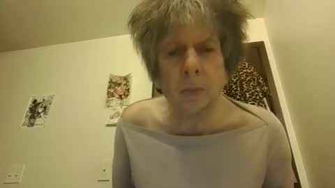 paminpantyhose online show from February 9, 2025, 7:09 pm