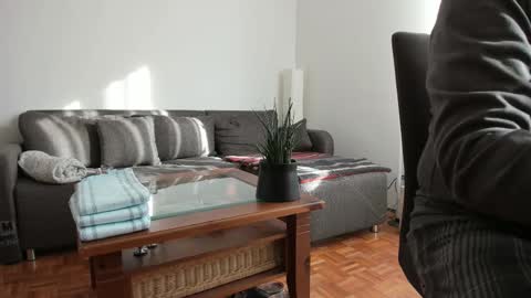 pampersandspanking online show from November 19, 2025, 12:16 pm