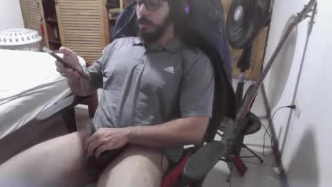 Pan Con Jalea y Mantequilla de mani online show from March 3, 2026, 1:45 am