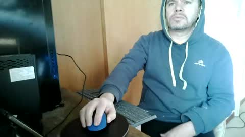 Snapshot of panchomadrid chatting on July 7, 2026, 12:20 pm Pancho Madrid online show from July 7, 2026, 12:20 pm