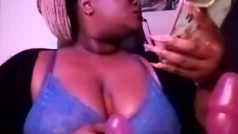 pandamami online show from February 12, 2025, 12:48 am