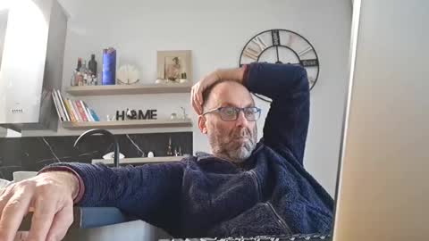 pansak1973 online show from December 12, 2024, 10:02 am