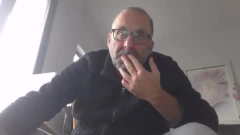 pansak1973 online show from December 23, 2024, 11:36 am