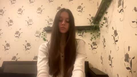 Kate online show from September 10, 2025, 9:26 pm