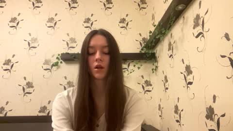 Kate online show from October 2, 2025, 9:22 pm