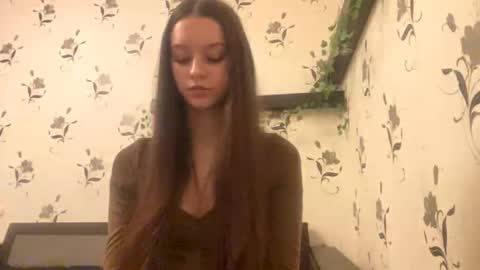 Kate online show from October 10, 2025, 9:25 pm