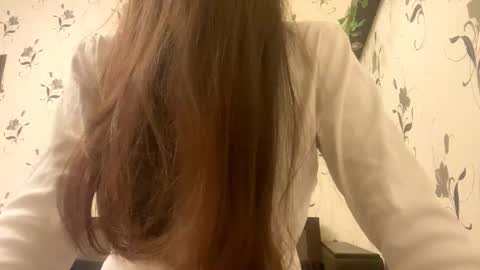 Kate online show from October 12, 2025, 9:36 pm