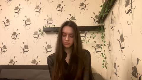 Kate online show from October 31, 2025, 9:38 pm