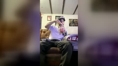 panthers_room online show from April 10, 2026, 10:58 pm