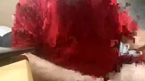 a online show from November 3, 2025, 10:10 pm