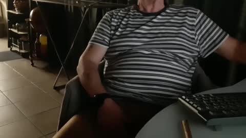 Snapshot of pantyrafke chatting on January 4, 2025, 5:05 pm pantyrafke online show from January 4, 2025, 5:05 pm