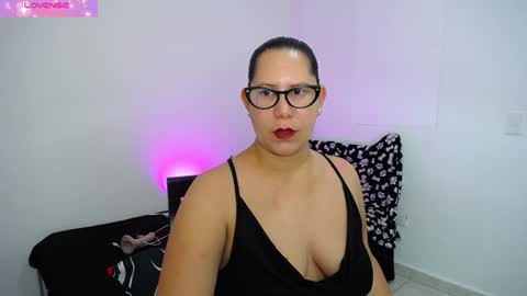 paola online show from December 17, 2024, 7:26 pm