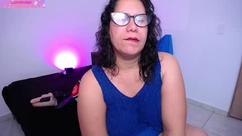 paola online show from January 25, 2025, 12:47 pm