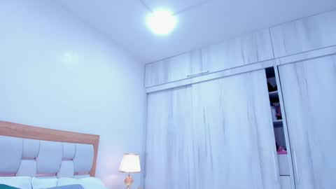 Paola  online show from January 24, 2025, 7:18 pm