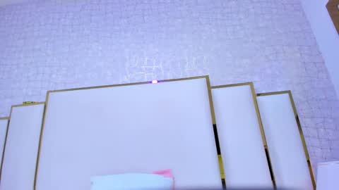 Paola  online show from September 20, 2025, 11:44 am