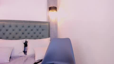 Snapshot of paolab_g chatting on February 19, 2025, 2:55 pm online show from February 19, 2025, 2:55 pm