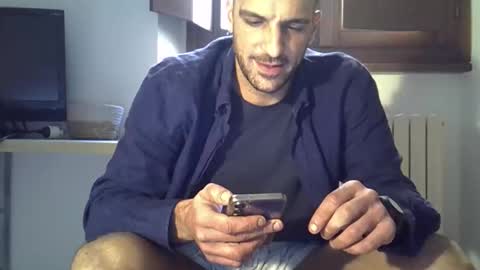 paoloste online show from November 11, 2025, 1:22 pm