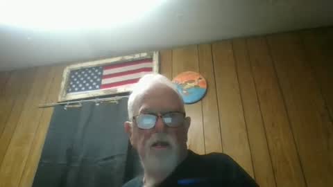 papajb70 online show from March 4, 2026, 2:06 am