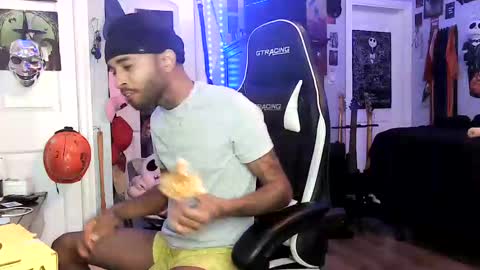 Snapshot of papian0 chatting on September 21, 2025, 11:17 pm papian0 online show from September 21, 2025, 11:17 pm