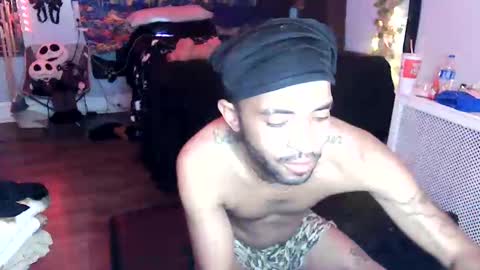 Snapshot of papian0 chatting on September 28, 2025, 7:14 am papian0 online show from September 28, 2025, 7:14 am