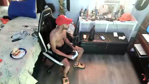 Snapshot of papian0 chatting on October 4, 2025, 9:57 pm papian0 online show from October 4, 2025, 9:57 pm