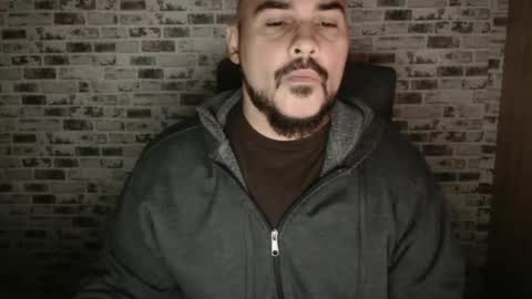 papicho2014 online show from October 3, 2025, 9:50 am