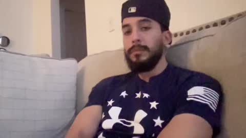 papicubano_guapo23cm online show from February 15, 2026, 5:48 am