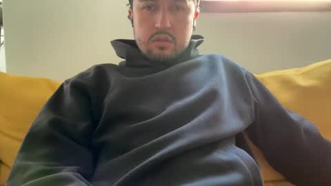 paprika_555 online show from April 14, 2026, 5:24 am