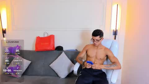 Ryan And Casper online show from January 10, 2026, 7:37 pm