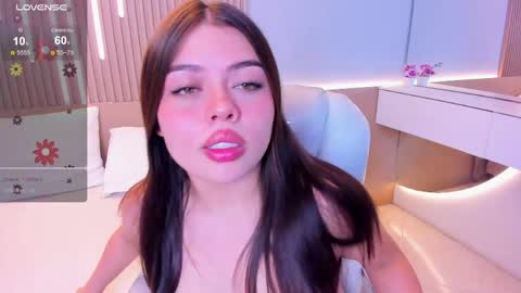 Amy and my doll online show from April 10, 2026, 4:06 am