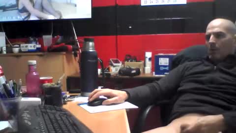 pareja74vlc online show from February 11, 2026, 2:11 pm