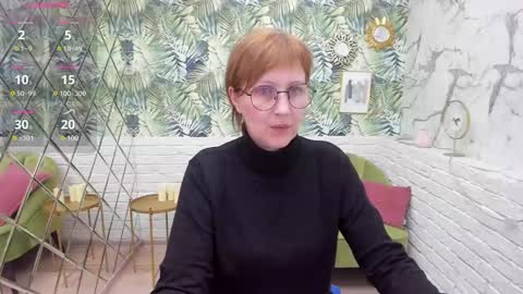 Snapshot of paris_cherry chatting on March 8, 2025, 4:56 am Paris online show from March 8, 2025, 4:56 am