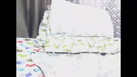 Snapshot of paris_esq chatting on October 25, 2025, 10:12 am Paris online show from October 25, 2025, 10:12 am