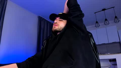 Paris online show from March 25, 2026, 9:10 pm