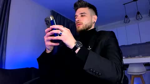 Paris online show from March 26, 2026, 6:57 pm