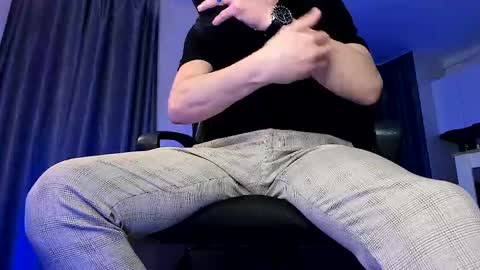 Paris online show from March 29, 2026, 4:51 pm