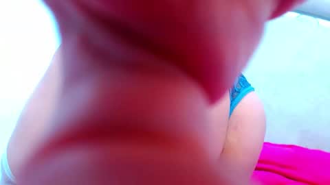 Snapshot of paris_squirtt chatting on May 21, 2026, 9:33 pm paris_squirtt online show from May 21, 2026, 9:33 pm