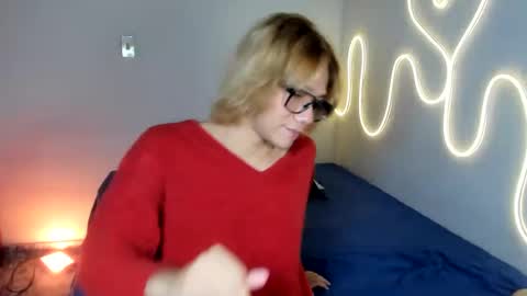 connie online show from December 9, 2024, 9:48 pm