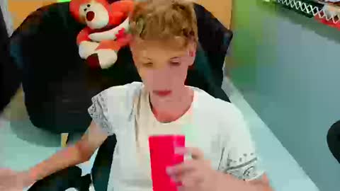 Snapshot of park_jimin1 chatting on September 18, 2025, 5:15 pm park_jimin1 online show from September 18, 2025, 5:15 pm