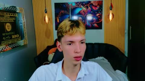 park_jimin1 online show from November 23, 2025, 2:55 am