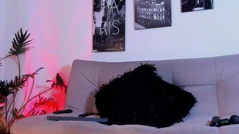 parker lavine online show from November 27, 2025, 1:18 am