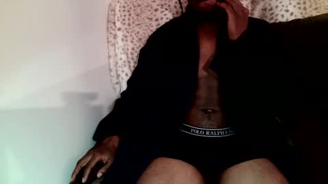 Snapshot of parlaytellio chatting on February 20, 2025, 6:24 pm Parlay Tellio online show from February 20, 2025, 6:24 pm