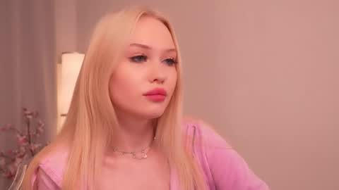 Sofi online show from November 27, 2025, 1:57 pm