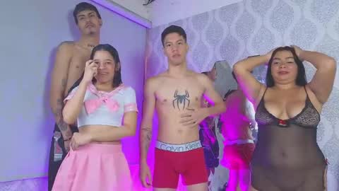 Danna online show from November 6, 2025, 1:34 pm