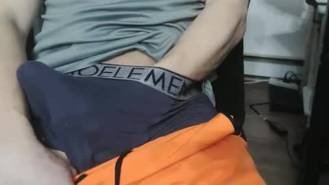 pasexhibe online show from February 25, 2026, 5:50 am